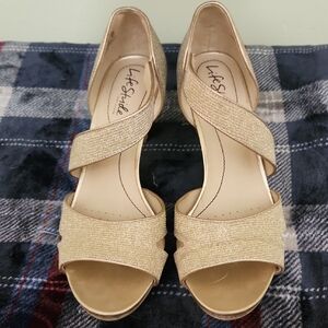 Life Stride Gold Heels
